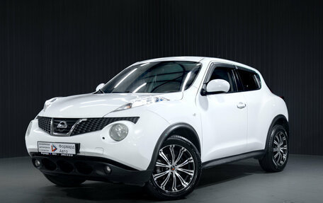 Nissan Juke II, 2011 год, 899 000 рублей, 3 фотография