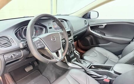 Volvo V40 II рестайлинг, 2018 год, 950 777 рублей, 8 фотография