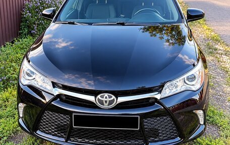 Toyota Camry, 2015 год, 2 300 000 рублей, 3 фотография