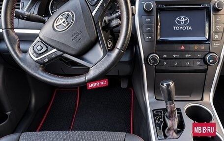 Toyota Camry, 2015 год, 2 300 000 рублей, 5 фотография