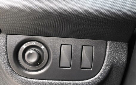Renault Sandero II рестайлинг, 2017 год, 1 084 000 рублей, 17 фотография