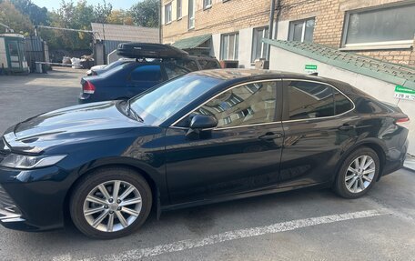 Toyota Camry, 2019 год, 2 250 000 рублей, 8 фотография