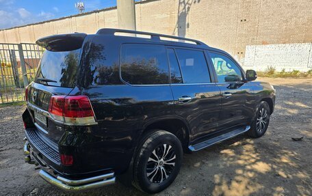 Toyota Land Cruiser 200, 2016 год, 6 850 000 рублей, 7 фотография