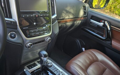 Toyota Land Cruiser 200, 2016 год, 6 850 000 рублей, 14 фотография