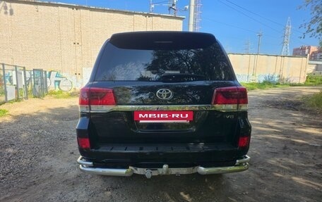 Toyota Land Cruiser 200, 2016 год, 6 850 000 рублей, 9 фотография
