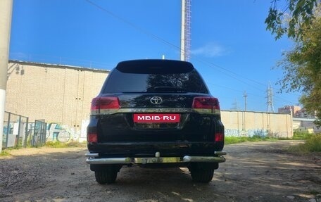 Toyota Land Cruiser 200, 2016 год, 6 850 000 рублей, 10 фотография