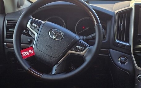 Toyota Land Cruiser 200, 2016 год, 6 850 000 рублей, 18 фотография