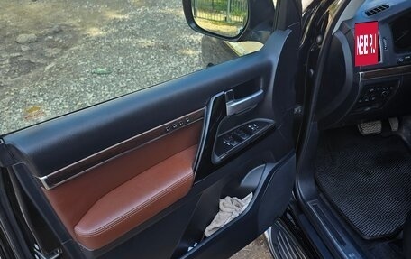 Toyota Land Cruiser 200, 2016 год, 6 850 000 рублей, 22 фотография