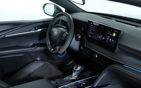 Toyota Camry, 2024 год, 3 675 000 рублей, 11 фотография