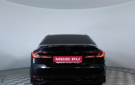 Toyota Camry, 2024 год, 3 675 000 рублей, 6 фотография