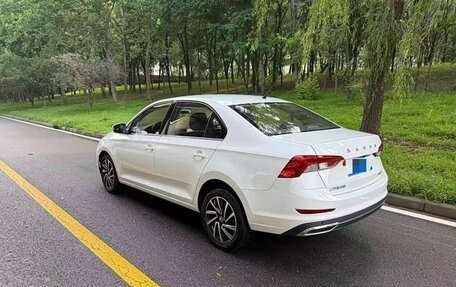 Skoda Rapid II, 2022 год, 980 000 рублей, 2 фотография