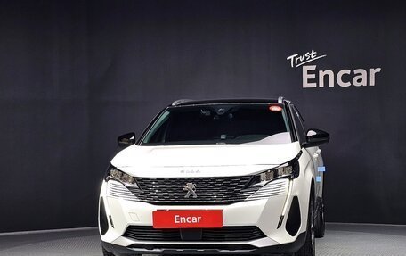 Peugeot 5008 II, 2022 год, 1 760 000 рублей, 3 фотография