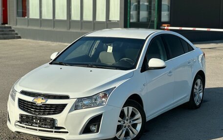 Chevrolet Cruze II, 2013 год, 870 000 рублей, 2 фотография