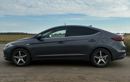 Hyundai Elantra VI рестайлинг, 2017 год, 1 750 000 рублей, 11 фотография