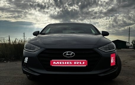 Hyundai Elantra VI рестайлинг, 2017 год, 1 750 000 рублей, 7 фотография