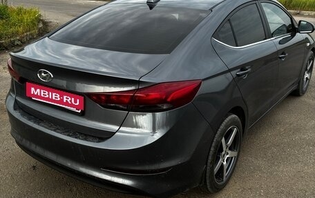 Hyundai Elantra VI рестайлинг, 2017 год, 1 750 000 рублей, 12 фотография
