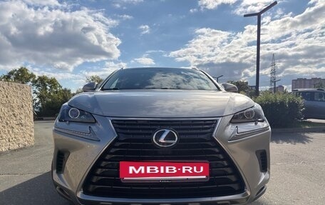 Lexus NX I, 2017 год, 3 550 000 рублей, 4 фотография