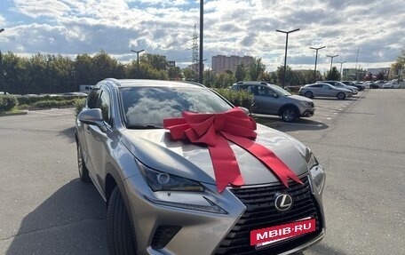 Lexus NX I, 2017 год, 3 550 000 рублей, 5 фотография