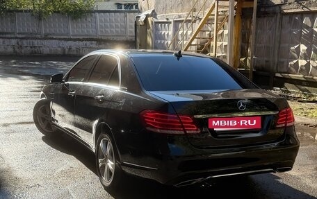 Mercedes-Benz E-Класс, 2015 год, 2 050 000 рублей, 7 фотография