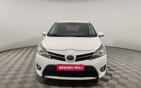 Toyota Verso I, 2013 год, 1 209 000 рублей, 2 фотография
