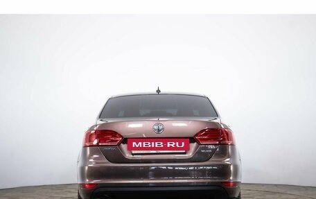 Volkswagen Jetta VI, 2014 год, 919 000 рублей, 5 фотография