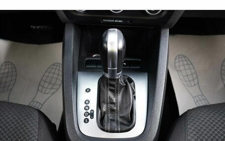 Volkswagen Jetta VI, 2014 год, 919 000 рублей, 15 фотография