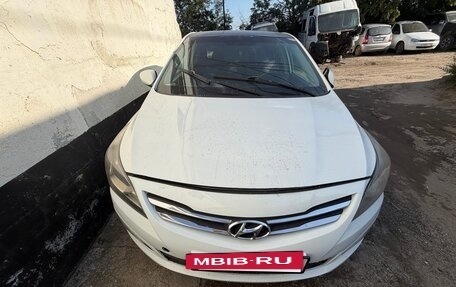 Hyundai Solaris II рестайлинг, 2014 год, 150 000 рублей, 2 фотография