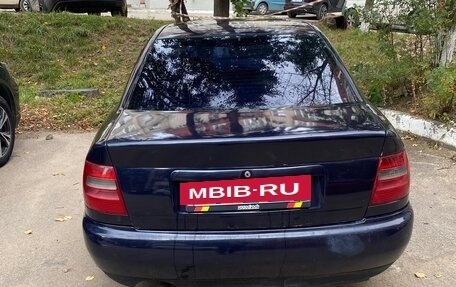 Audi A4, 1996 год, 250 000 рублей, 5 фотография