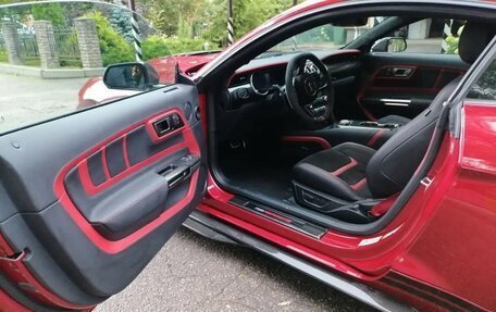 Ford Mustang VI рестайлинг, 2020 год, 9 000 000 рублей, 4 фотография