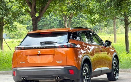Peugeot 2008 II, 2022 год, 1 297 000 рублей, 3 фотография