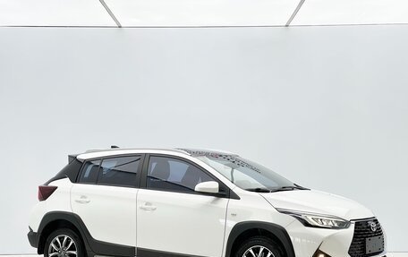 Toyota Yaris XP150 рестайлинг, 2022 год, 1 090 000 рублей, 4 фотография