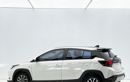 Toyota Yaris XP150 рестайлинг, 2022 год, 1 090 000 рублей, 5 фотография