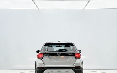 Toyota Yaris XP150 рестайлинг, 2022 год, 1 090 000 рублей, 7 фотография