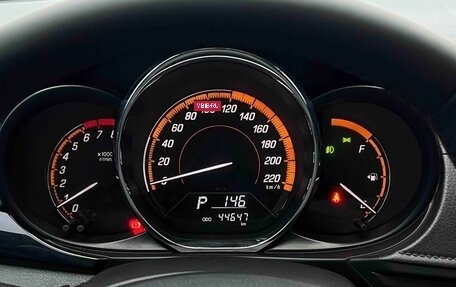 Toyota Yaris XP150 рестайлинг, 2022 год, 1 090 000 рублей, 13 фотография