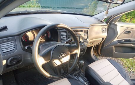 KIA Rio II, 2011 год, 650 000 рублей, 6 фотография