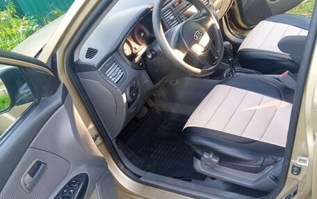 KIA Rio II, 2011 год, 650 000 рублей, 5 фотография