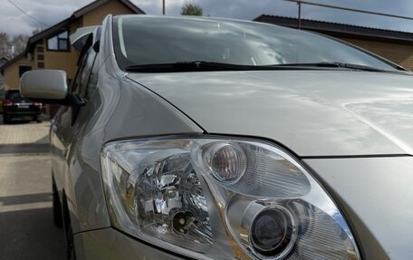 Toyota Auris II, 2007 год, 800 000 рублей, 17 фотография