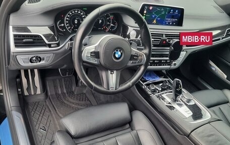 BMW 7 серия, 2019 год, 4 790 000 рублей, 21 фотография