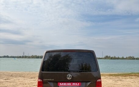 Volkswagen Caravelle T6 рестайлинг, 2019 год, 3 390 000 рублей, 4 фотография