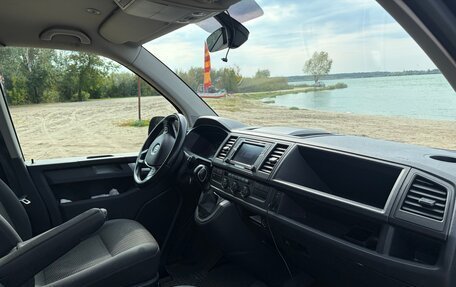 Volkswagen Caravelle T6 рестайлинг, 2019 год, 3 390 000 рублей, 10 фотография