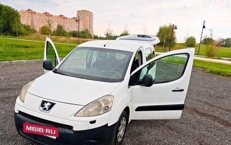 Peugeot Partner II рестайлинг 2, 2009 год, 455 000 рублей, 15 фотография