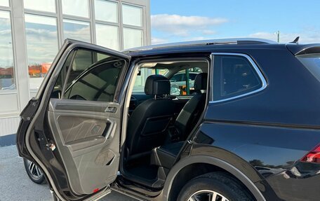 Volkswagen Tiguan II, 2020 год, 3 500 000 рублей, 27 фотография
