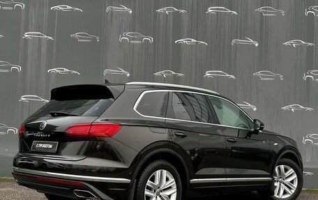 Volkswagen Touareg III, 2021 год, 6 980 400 рублей, 2 фотография