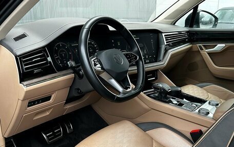 Volkswagen Touareg III, 2021 год, 6 980 400 рублей, 5 фотография