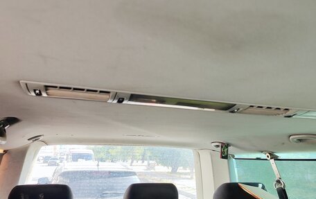 Volkswagen Caravelle T5, 2008 год, 750 000 рублей, 10 фотография