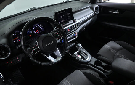 KIA Cerato IV, 2022 год, 2 075 000 рублей, 7 фотография