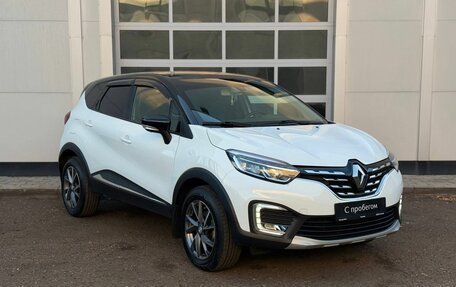 Renault Kaptur I рестайлинг, 2022 год, 2 000 000 рублей, 7 фотография