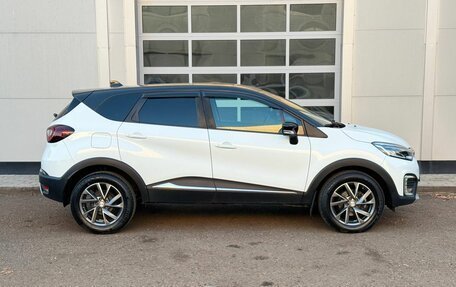Renault Kaptur I рестайлинг, 2022 год, 2 000 000 рублей, 6 фотография