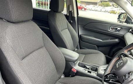 Honda Vezel, 2024 год, 2 013 000 рублей, 6 фотография