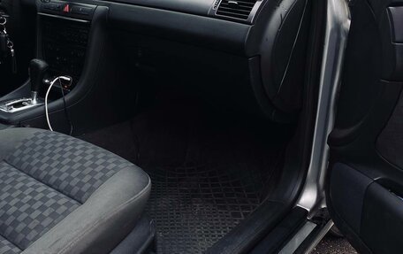 Audi A6, 2003 год, 695 000 рублей, 10 фотография